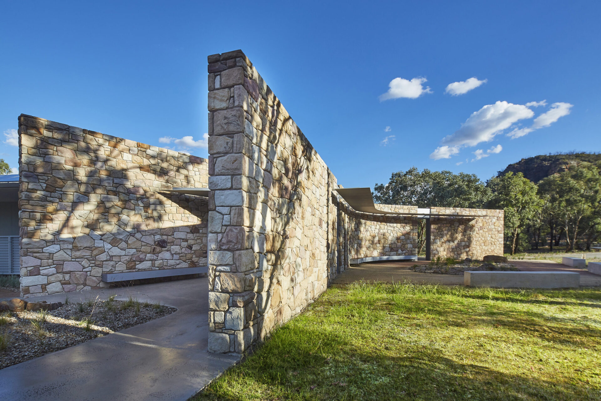 Tourism + Culture, Warrumbungles National Park visitor centre, landscape